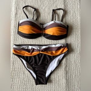Women’s 2 piece bathing suit brown/white/orange size medium